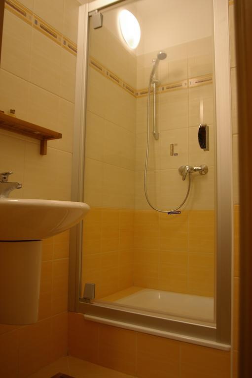 Apartman 302 Oscadnica Cameră foto